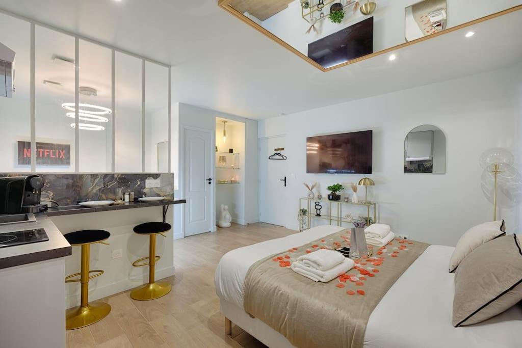 Welcome To Dubai / Jacuzzi Ivry-sur-Seine Luaran gambar
